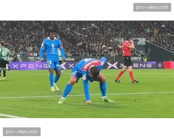 贡萨洛·拉莫斯进球后摆出海贼王二档姿势庆祝