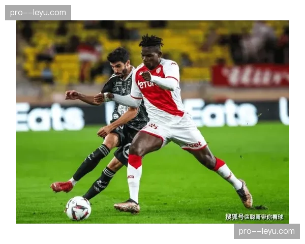 布雷斯特门将专访：谈本赛季球队出色防守与个人入选国家队大名单